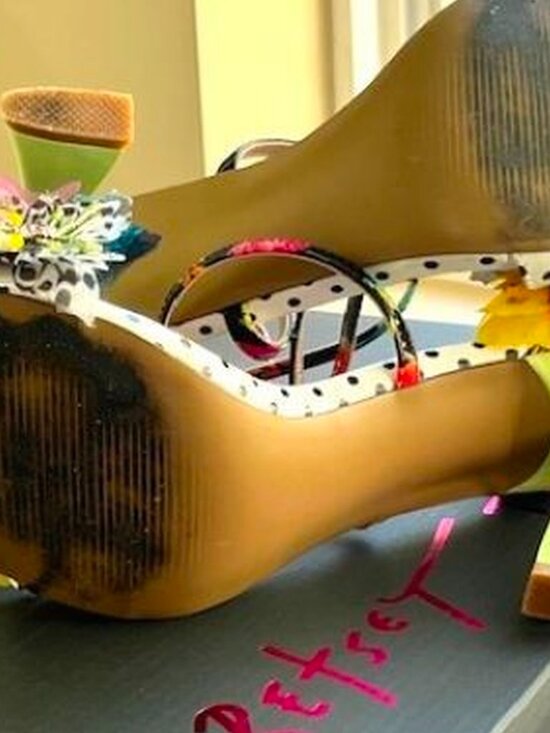 Betsey Johnson LEILAND Black/Multi BUTTERFLIES Sandals - Picture 8 of 8